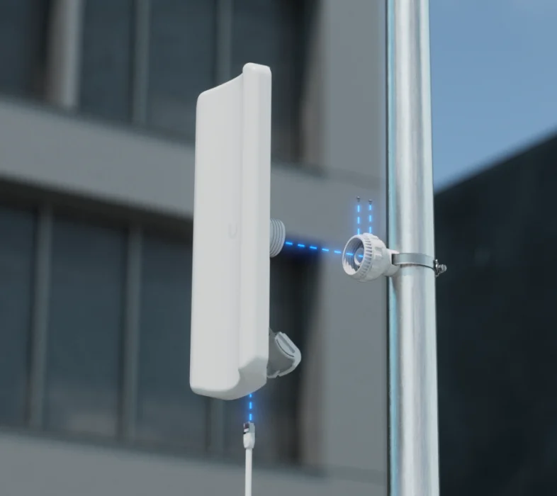 UniFi Device Bridge Pro Sector met mastbevestiging en uitrichting